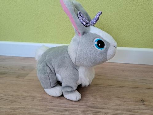 Betsy, interactief konijn, Kinderen en Baby's, Speelgoed | Knuffels en Pluche, Zo goed als nieuw, Konijn, Ophalen of Verzenden