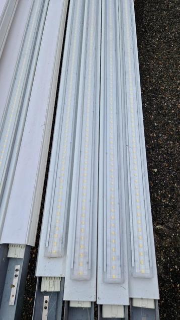 Lichtlijn lichtstraat LED armaturen Unired ( 106 ) beschikbaar voor biedingen