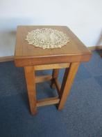 Massief eiken bijzettafel. (Vierkant: 30 x 30 cm), Minder dan 55 cm, Massief eiken, Ophalen of Verzenden, Zo goed als nieuw