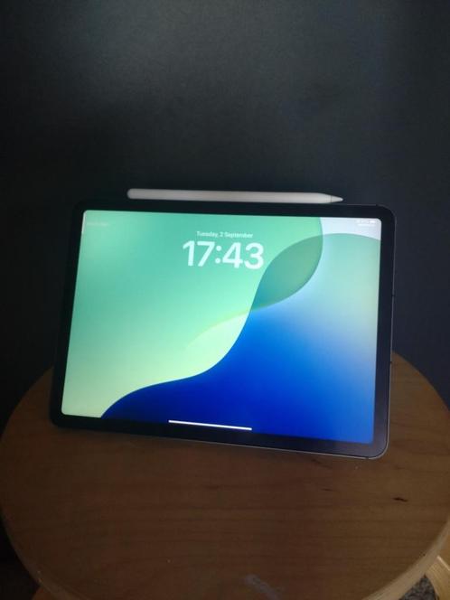 iPad Air 4e generatie (2020) 256GB inclusief hoes en Pencil, Computers en Software, Apple iPads, Zo goed als nieuw, Apple iPad Air