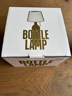 Bottle lamp met zonnepaneel en USB-lader, Huis en Inrichting, Lampen | Tafellampen, Ophalen of Verzenden, Nieuw, Minder dan 50 cm