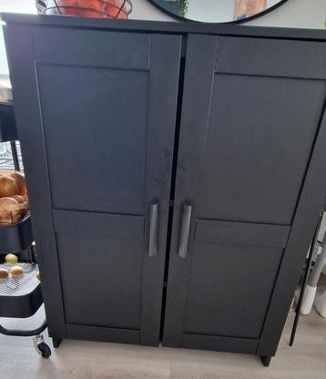 Ikea vitrinekast- deze week ophalen beschikbaar voor biedingen