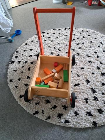 Houten Blokkenkar beschikbaar voor biedingen