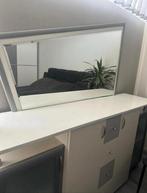 Dressoir met spiegel, Ophalen, Zo goed als nieuw, 25 tot 50 cm, Met deur(en)