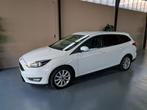 Ford Focus Wagon 1.0 Titanium apple carplay nieuwstaat nieuw, Auto's, Ford, 125 pk, Gebruikt, Zwart, Alcantara