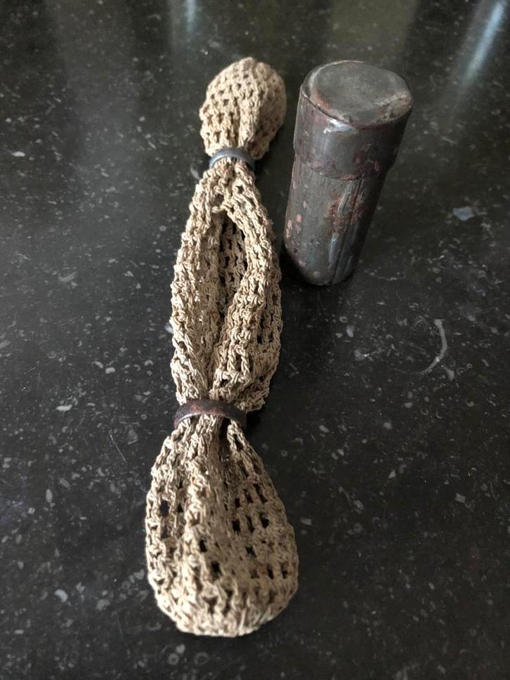 Antiek verzamel object dateert rond 1920, Antiek en Kunst, Antiek | Overige Antiek, Verzenden