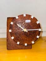 Vintage Brutalist aardewerk klok, Antiek en Kunst, Antiek | Klokken, Ophalen