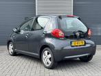 Toyota Aygo 1.0-12V Sport 5-deurs Airco/LM''/ELEK, Voorwielaandrijving, Gebruikt, Elektrische ramen, 4 stoelen