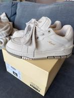 Axel Arigato beige sneaker maat 39 als nieuw!, Ophalen, Beige, Sneakers of Gympen, Zo goed als nieuw