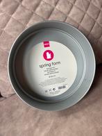 Nieuwe Springvorm 26 cm HEMA, Ophalen of Verzenden, Nieuw, Taarten, Bakvorm