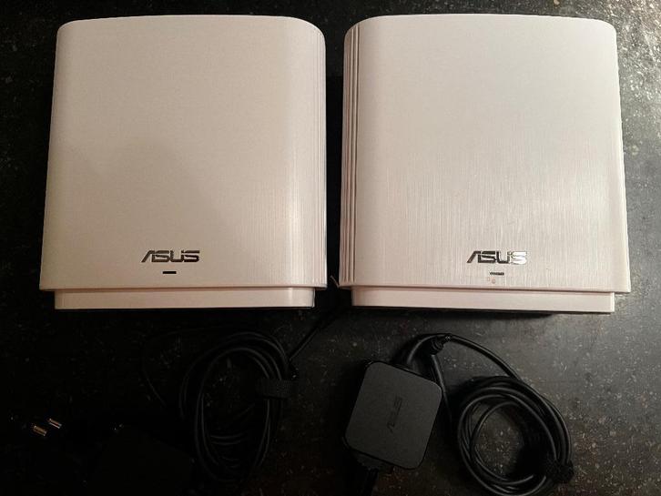 ASUS ZenWiFi AC (CT8) Wit, set van 2 stuks, Computers en Software, Routers en Modems, Zo goed als nieuw, Ophalen of Verzenden