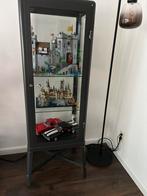 IKEA fabrikör vitrinekast grijs, Huis en Inrichting, Kasten | Vitrinekasten, Ophalen, Met plank(en), Minder dan 50 cm, Zo goed als nieuw