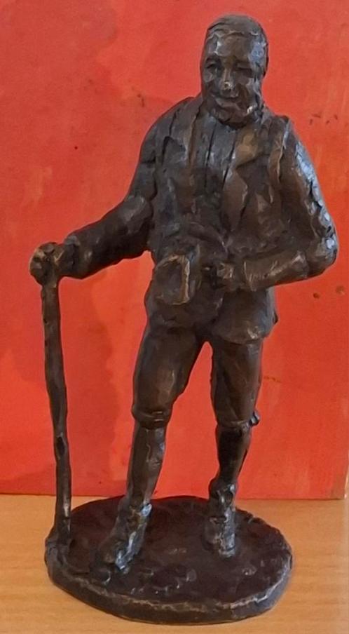 JAAP HARTMAN, Schaapsherder. Bronzen sculptuur.  13.5 cm., Verzamelen, Beelden en Beeldjes, Zo goed als nieuw, Mens, Ophalen