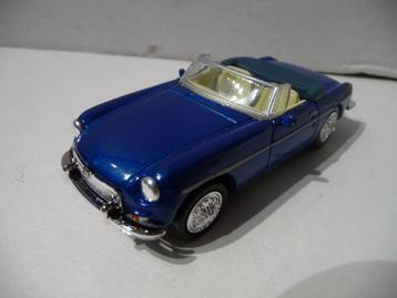 Modelauto MG B open kap. Blauw .nw. st. 1:43. Verzenden kan beschikbaar voor biedingen