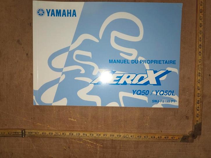 Handleiding Yamaha Aerox, Fietsen en Brommers, Handleidingen en Instructieboekjes, Zo goed als nieuw, Ophalen of Verzenden