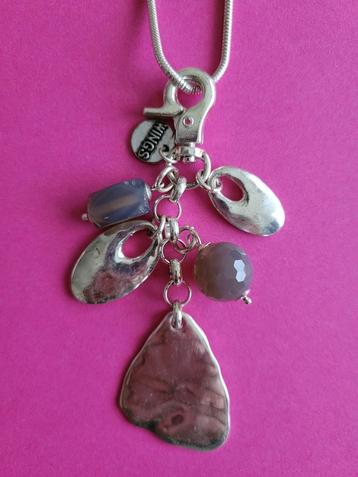 Diverse Sieraden, halskettingen jaren 90. 
 beschikbaar voor biedingen