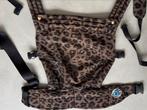 Artipoppe draagzak zeitgeist leopard, Kinderen en Baby's, Babydragers en Draagdoeken, Buik of Rug, Zo goed als nieuw, Draagzak