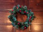 Kerstkrans met mini-kersen Kerstdecoratie Dennentakken 20 cm, Ophalen of Verzenden, Zo goed als nieuw