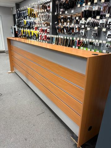 Gebruikte Balie - Winkelbalie beschikbaar voor biedingen