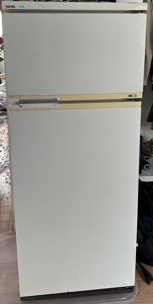 Koelkast, Witgoed en Apparatuur, Koelkasten en IJskasten, Zo goed als nieuw, Met vriesvak, 200 liter of meer, 160 cm of meer, 45 tot 60 cm