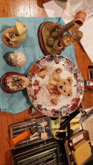 Verzameling Beeldjes: Franklin Mint, Enesco, Meisje beschikbaar voor biedingen