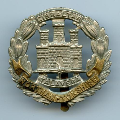 WO1/2 Britse Northamptonshire Regiment Cap Badge, Verzamelen, Militaria | Tweede Wereldoorlog, Landmacht, Embleem of Badge, Engeland