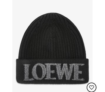 Loewe muts beschikbaar voor biedingen
