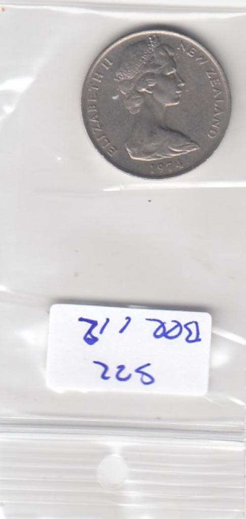 S22-BEE-0112 New Zealand 10 Cent VF 1974 KM41.1, Postzegels en Munten, Munten | Oceanië, Verzenden
