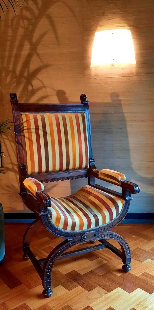 Prachtige Dagobert Stoel met Leeuwenkoppen, Antiek en Kunst, Antiek | Meubels | Stoelen en Banken, Ophalen of Verzenden