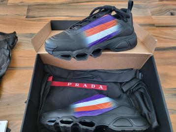 Prada Collision Cross 42 nieuw 890 nu 299 gucci balmain lvt  beschikbaar voor biedingen