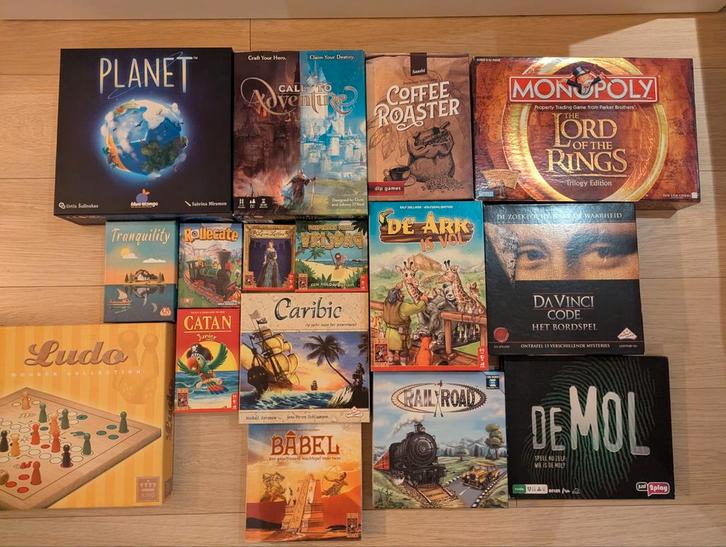 Bordspellen, Hobby en Vrije tijd, Gezelschapsspellen | Bordspellen, Gebruikt, Een of twee spelers, Drie of vier spelers, Vijf spelers of meer