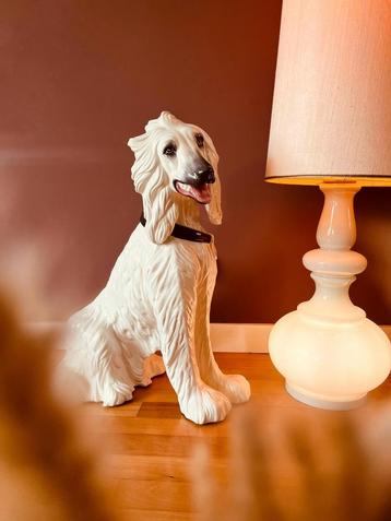 Italiaanse keramieken hond (67 cm hoog) beschikbaar voor biedingen