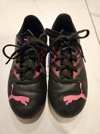 Voetbalschoenen, Sport en Fitness, Voetbal, Maat XS of kleiner, Ophalen, Gebruikt, Schoenen
