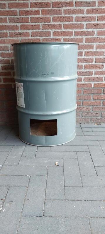 200 liter ton schoon Brandton Vuurton open of dicht beschikbaar voor biedingen