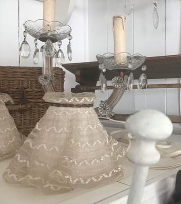 Theresia staand lampje! beschikbaar voor biedingen