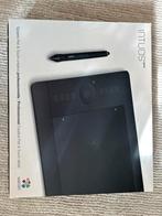 Wacom Intuos Pro Tekentablet, Computers en Software, Tekentablets, Ophalen of Verzenden, Multi-touch, Zo goed als nieuw, Bedraad