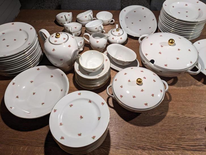 Koffie- en Dinerservies Zeh Scherzer Bavaria met roze roosje, Antiek en Kunst, Antiek | Servies compleet, Ophalen of Verzenden