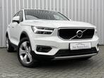 Volvo XC40 1.5 T2 Momentum | Aut | BLIS | CarPlay | Camera |, Auto's, Volvo, Gebruikt, Zwart, 129 pk, Wit