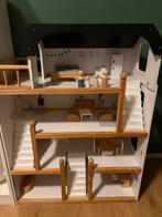 Petit Amelie Poppenhuis, Ophalen, Zo goed als nieuw, Poppenhuis