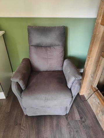 Nette, verstelbare, relax fauteuil stoel. Diverse standen beschikbaar voor biedingen