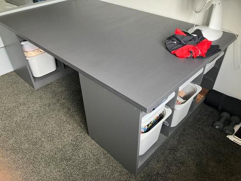 2x ikea trofast met blad, Huis en Inrichting, Bureaus, Zo goed als nieuw, Ophalen