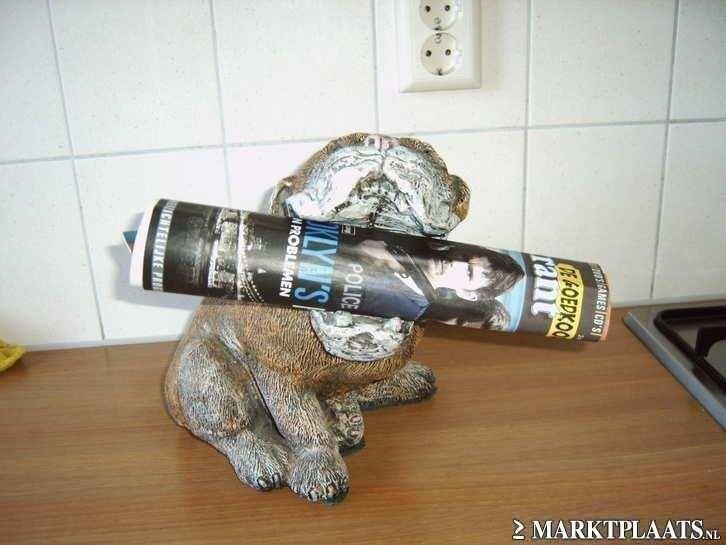 Buldog honden kranten / gids /tijdschrift houder, Ophalen of Verzenden, Nieuw, Hond of Kat, Beeldje of Figuurtje