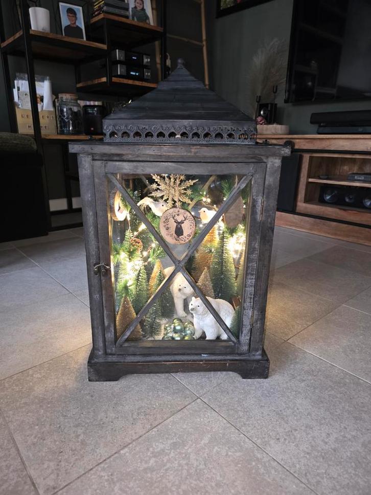 Mooie Kerst Lantaarn met Decoratie, Huis en Inrichting, Lampen | Vloerlampen, Zo goed als nieuw, Minder dan 100 cm, Glas, Hout