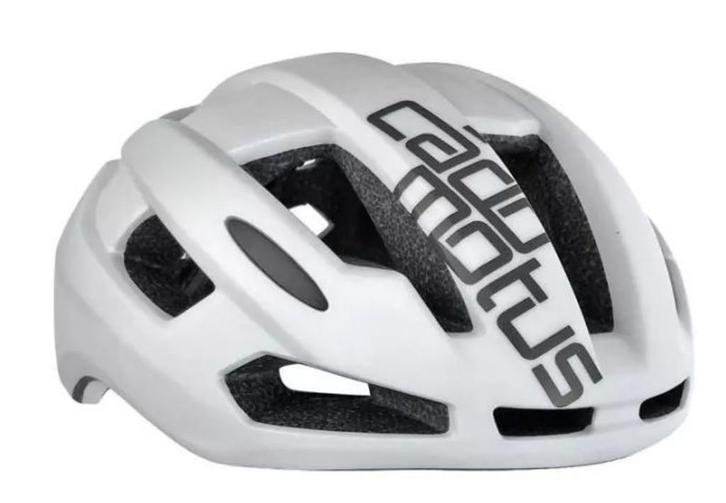 Cadomotus sigma helm maat M/L (58-61 cm), Fietsen en Brommers, Fietsaccessoires | Fietshelmen, Zo goed als nieuw, L, Ophalen