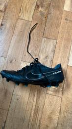 Nike tiempo maat 40,5, Schoenen, Gebruikt, Ophalen of Verzenden