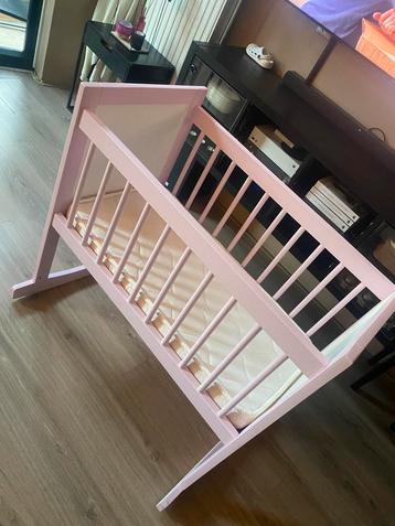 Baby wieg 40x80 beschikbaar voor biedingen