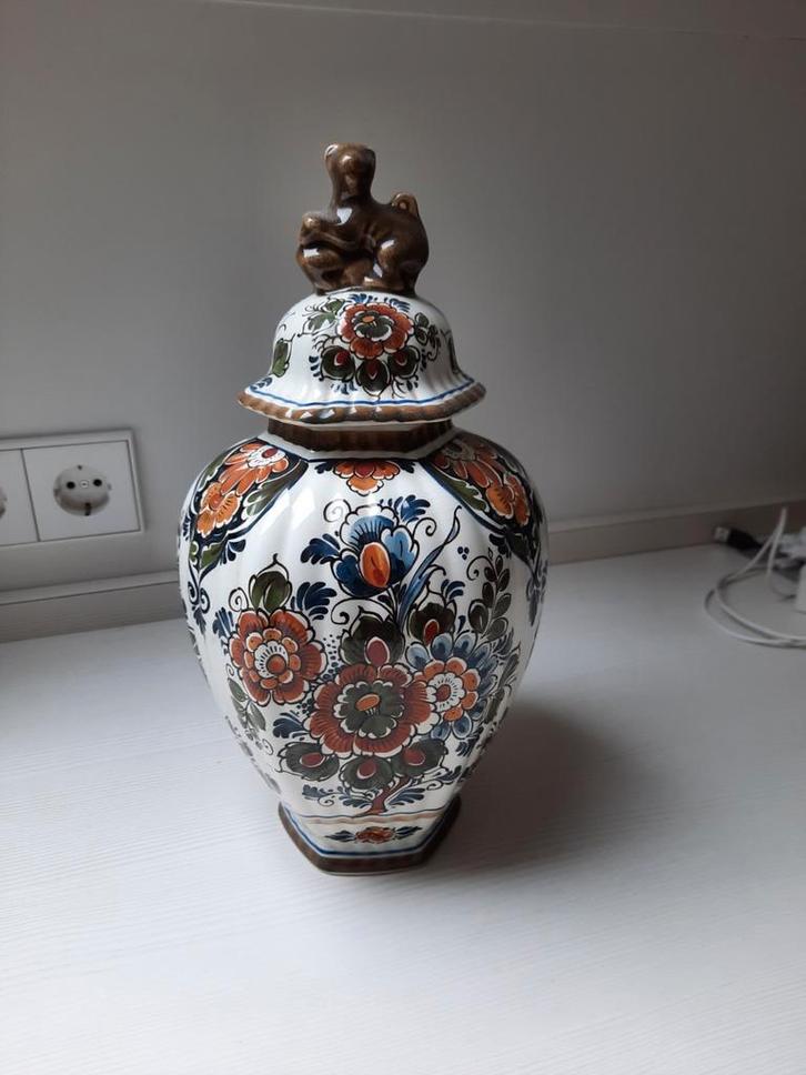 Delfts blauwe vaas met deksel, Antiek en Kunst, Antiek | Keramiek en Aardewerk, Ophalen