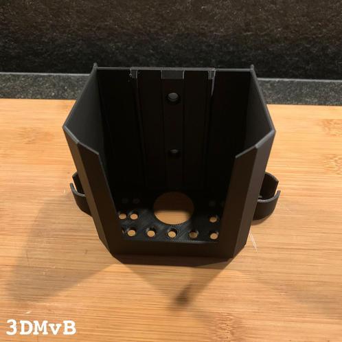 E-bike oplader Wandhouder Enkel (bosch, van moof, shimano), Fietsen en Brommers, Fietsaccessoires | Fietsaccu's, Zo goed als nieuw