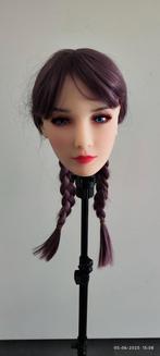 Pruik lang stijl haar met pony grijs paars/lila. Nieuw!, Ophalen of Verzenden, Nieuw, Pruik of Haarverlenging