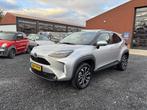Toyota Yaris Cross 1.5 HYBRID 130PK STUUR+STOELVERWARMING PD, Stof, Gebruikt, Met garantie (alle), Grijs